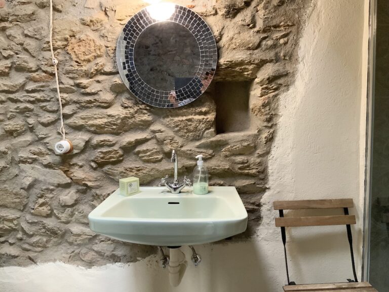 GRULLA GRIS LAVABO