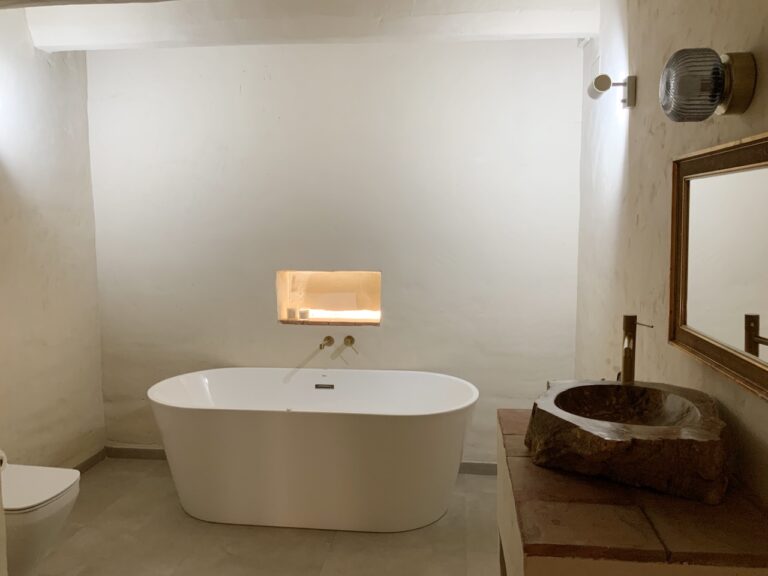 REPOSO GRULLA BAÑO